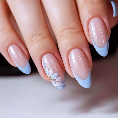 nail salon in Exeter