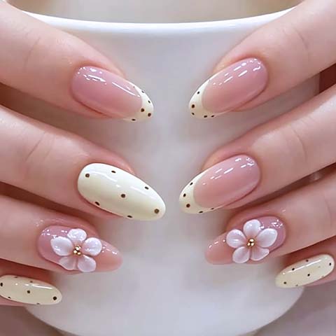 nail salon in Exeter